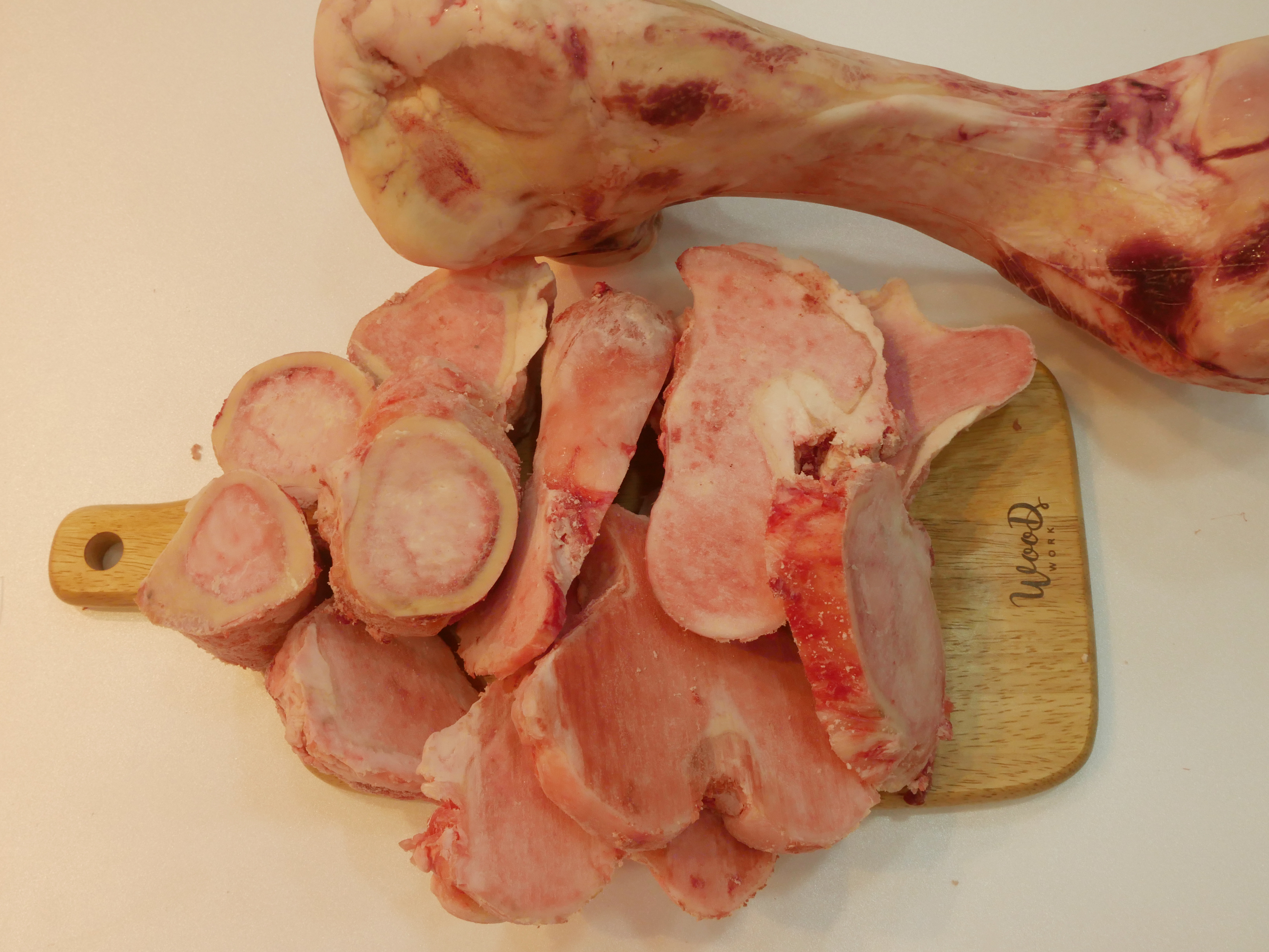 한우 사골 1개 잡뼈 1kg 몸보신용 통사골 설렁탕 곰탕 : 정육맨Butcher Man