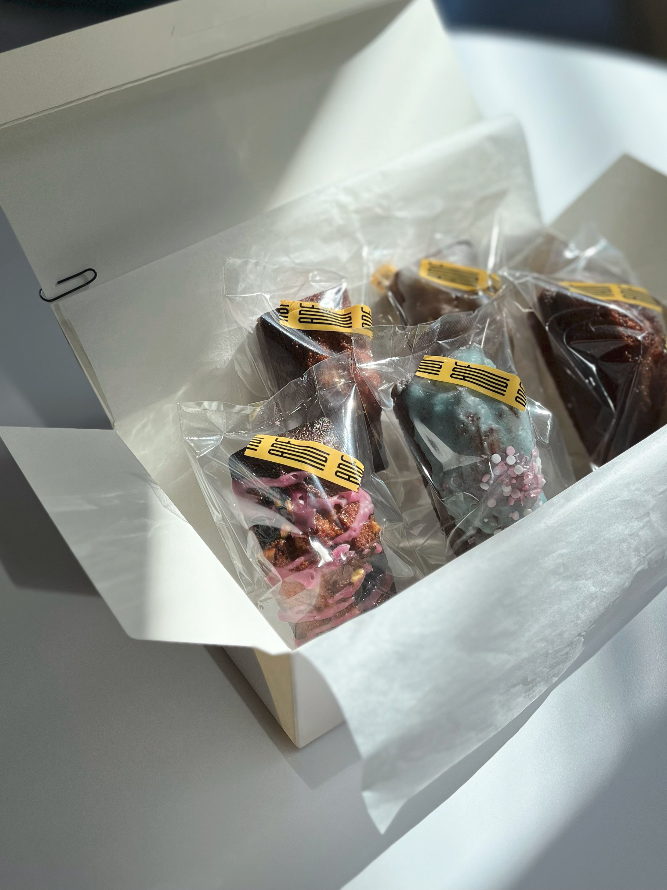 올데이 휘낭시에 쿠키 디저트 / 구움과자 감사 답례품 어버이날 스승의날 가정의달 선물 : 에이디에프컴퍼니
