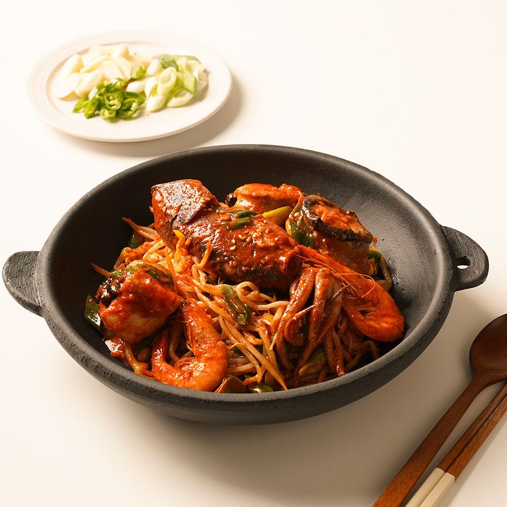 용궁 해물찜 밀키트 2~3인분 (전자레인지용 / 10분요리) : 용궁칼국수