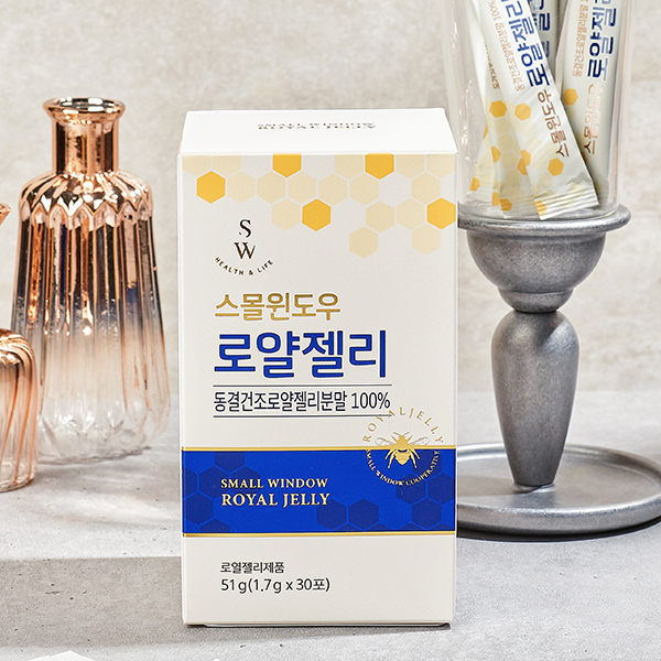 40종 이상의 영양소 함유한 여왕벌 특별식 스몰윈도우 로얄젤리 : 작은창큰풍경 건강을 드리다