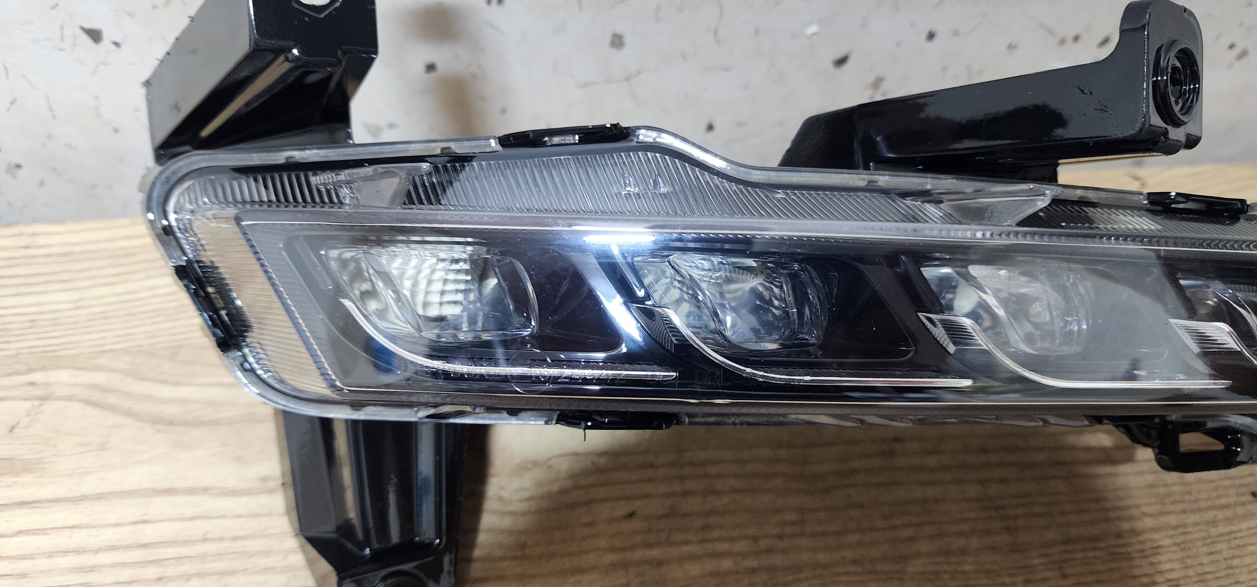 제네시스 EQ900 LED DRL 데이라이트 92208-D2020(조수석) : 선진중고부품