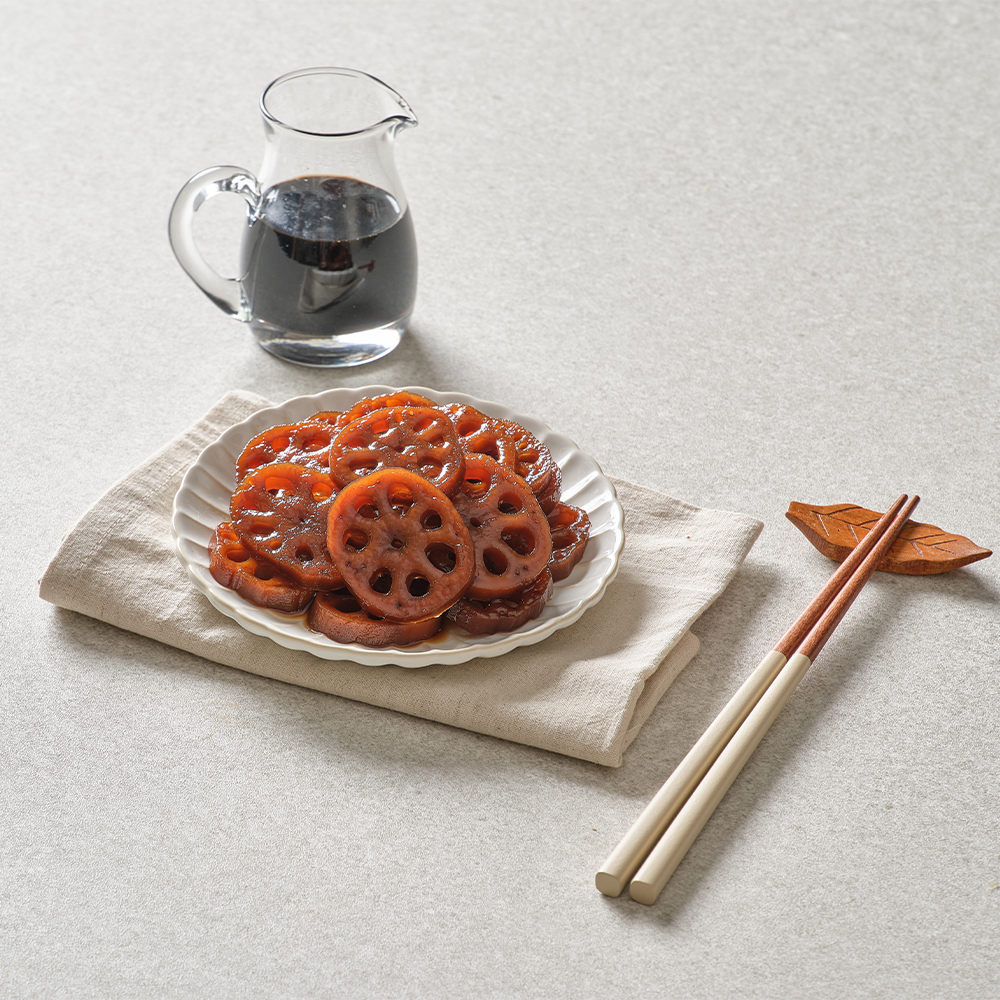 연근조림 아삭하고 달콤짭짤한 밥반찬 반찬배달 인터넷반찬가게 (300g) : 순봉이네부뚜막반찬