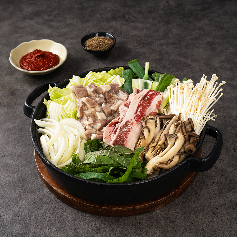 우삼겹 소곱창전골 캠핑음식 밀키트 3-4인 : 곱마니