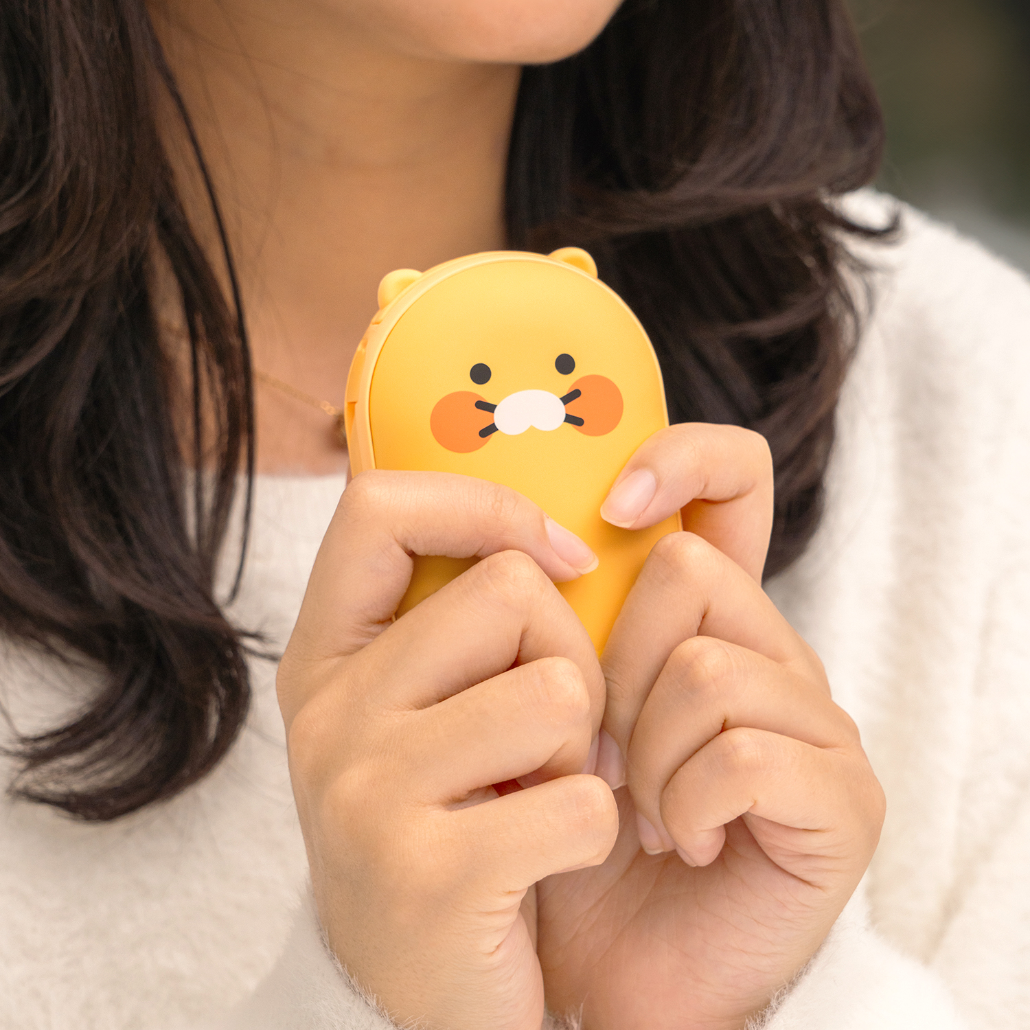 카카오프렌즈 조약돌 손난로 보조배터리 5000mAh 후드라이언 : 주식회사 리튬포어스