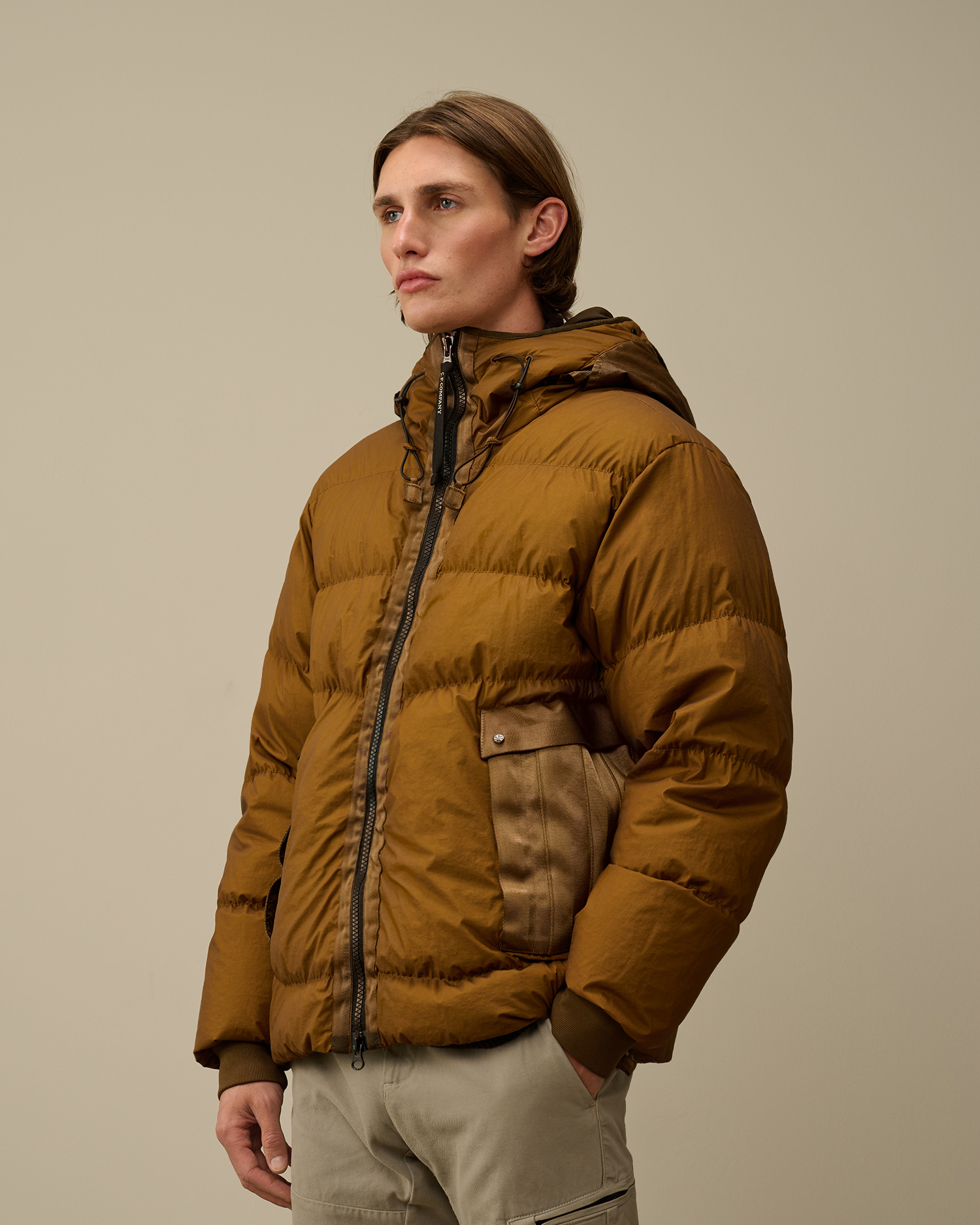 씨피컴퍼니 CP COMPANY 24/25FW Bi-TM 고글 다운 재킷 베이지 : 마인부티크