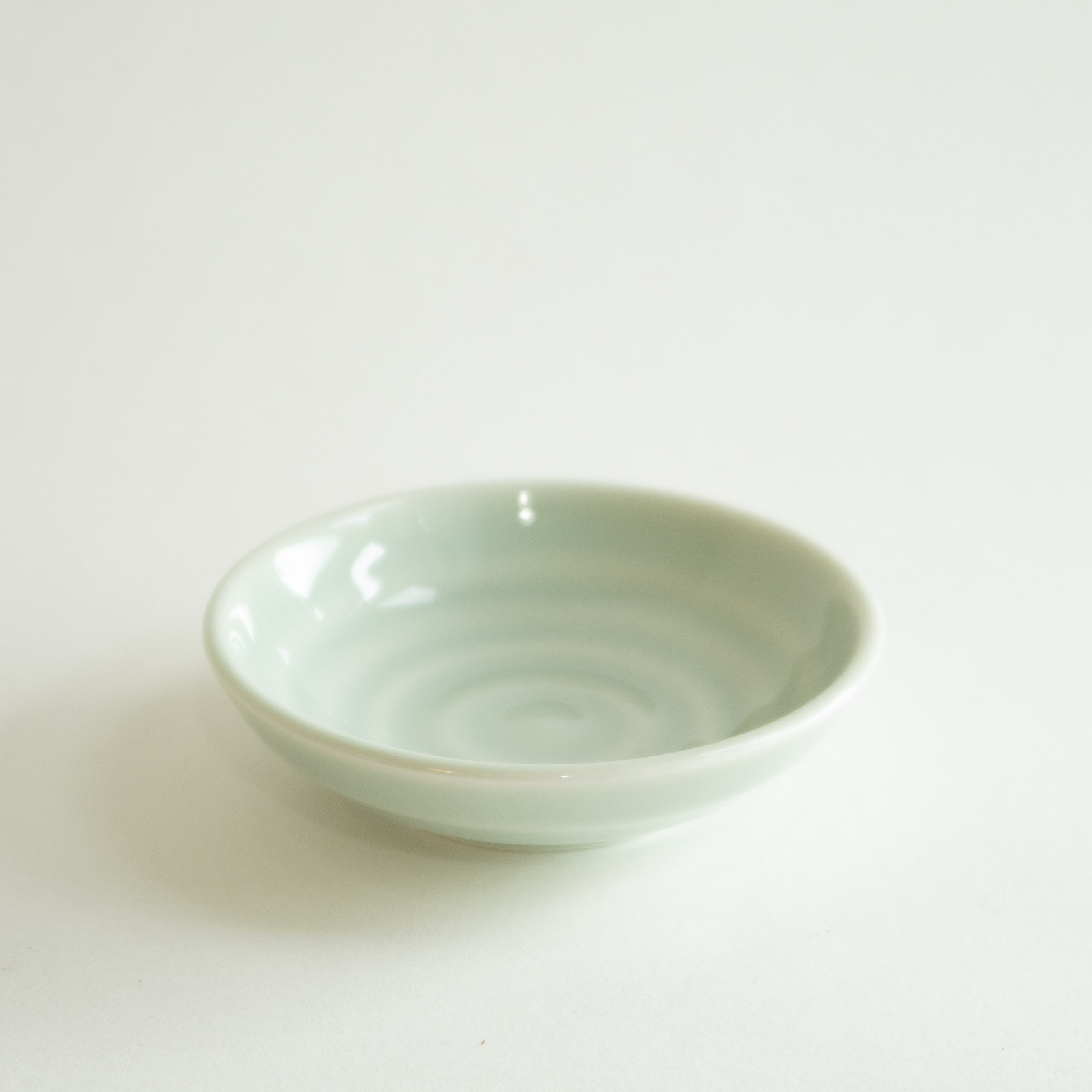 mint round mini plate : 퍼즈 pause