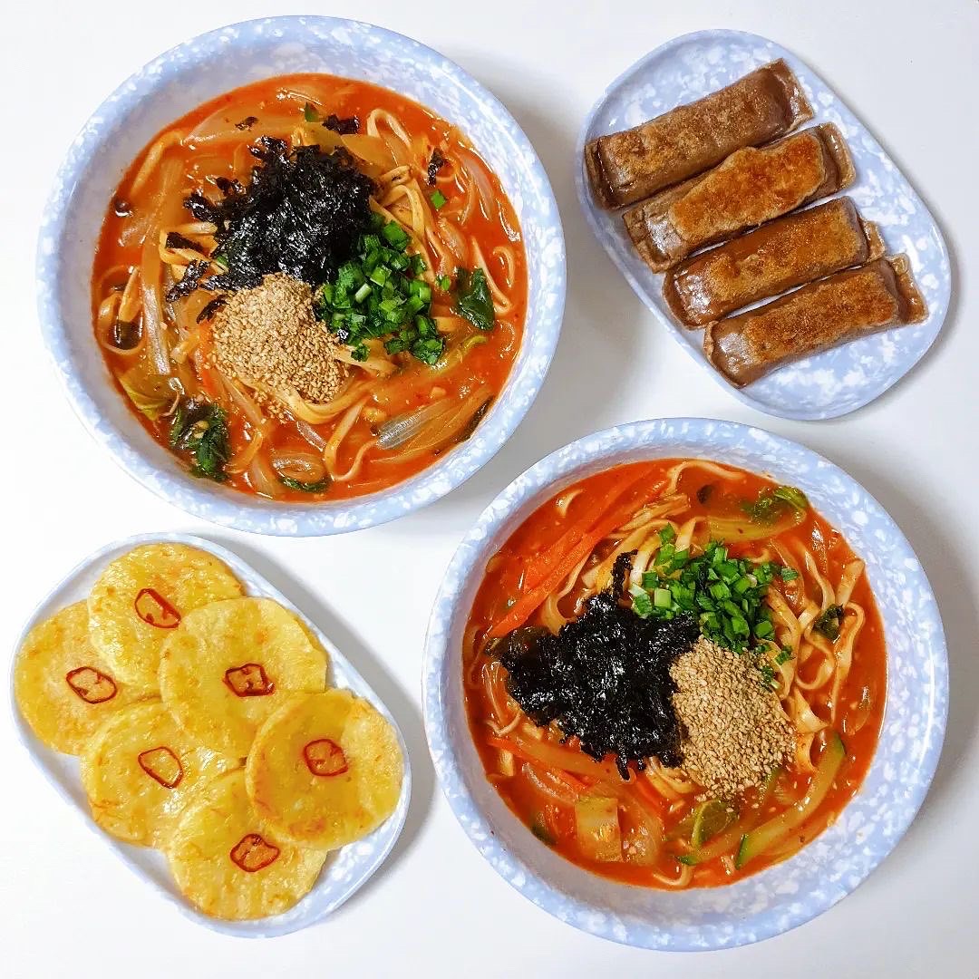 매운 얼큰칼국수 공주칼국수 밀키트 캠핑 해장 맛집 2인분 : 77마켓