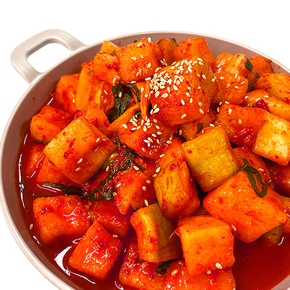 100% 수작업 국내산 재료 비법양념 전라도 김치 감칠맛 아삭아삭 시원한 깍두기 2kg : 총각푸드
