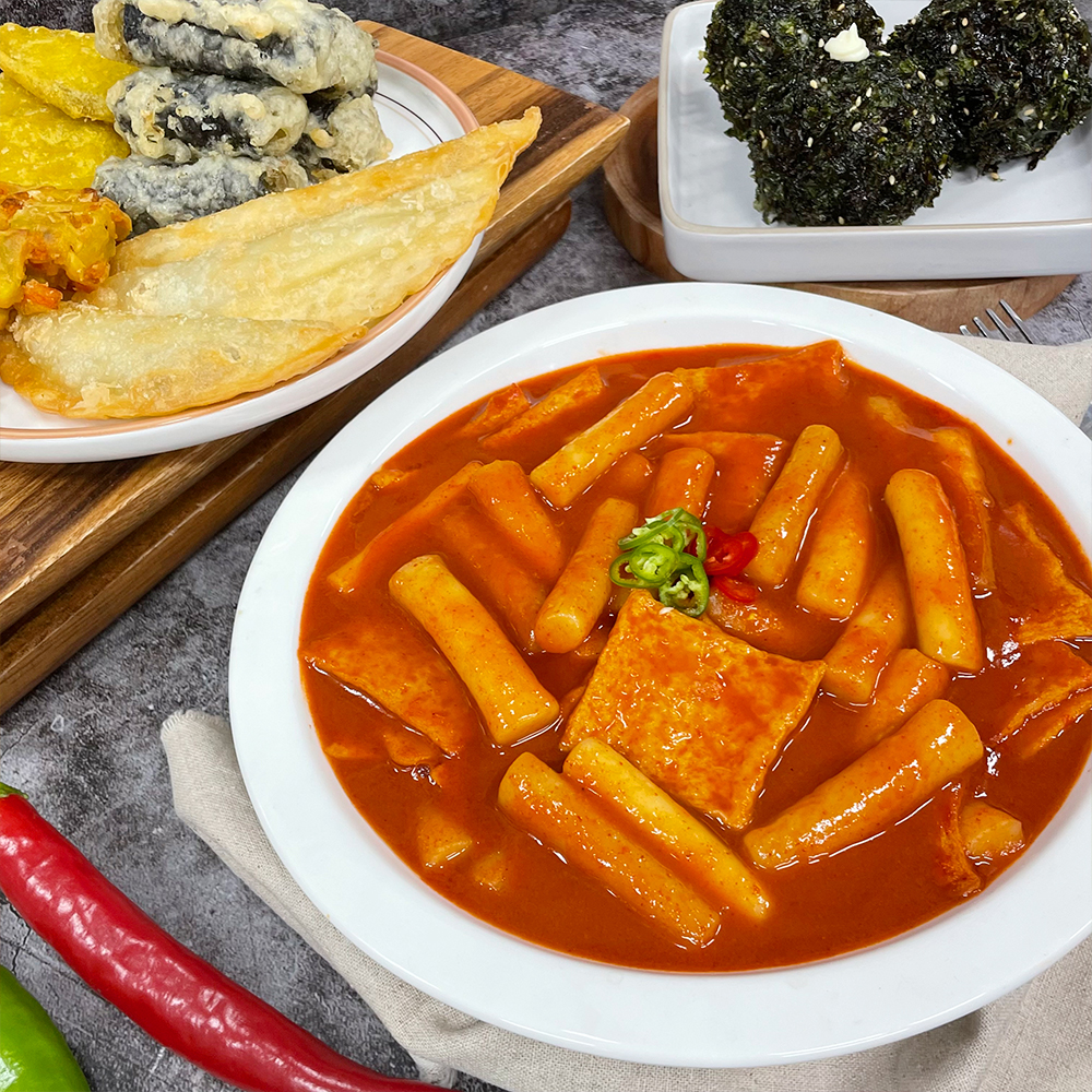 핫이슈 우리밀 국물 떡볶이 밀키트 매콤맛 480g 3인분 : 핫이슈 샵