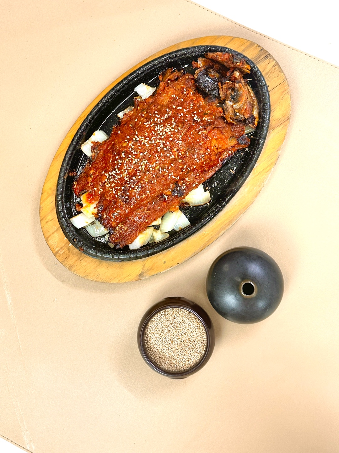 간장양념 통삼겹 숯불 갈비 750g (초벌 후 600g 내외) 3인분 석가래가든 로컬프리 : 로컬프리