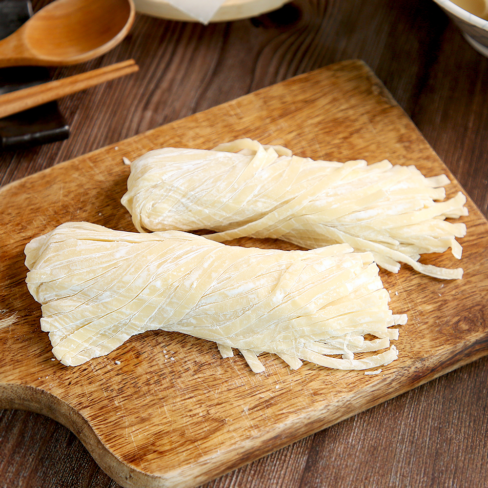 쫄깃한 감자칼국수 400g 감자수제비 1kg : 더꽃게