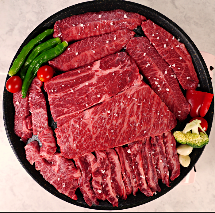 한우 특가  모듬세트(900g) 갈비살 등심 부채살 업진살 투쁠 원쁠 + 소스 : 창신 한우