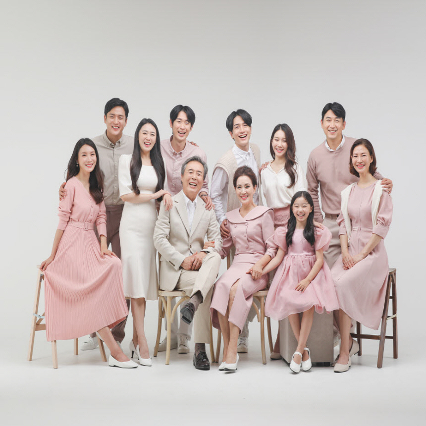 수원가족사진 리마인드웨딩 전문 스튜디오 : 포시즌패밀리 수원점