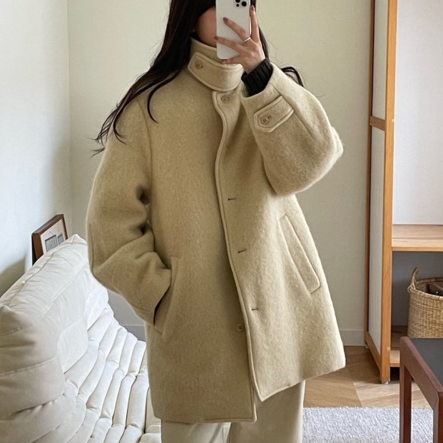 버터 당일 에이미그레이스 헤어리 알파카 하프 코트 2411 루즈핏 하이넥 싱글 : 앤드베이지