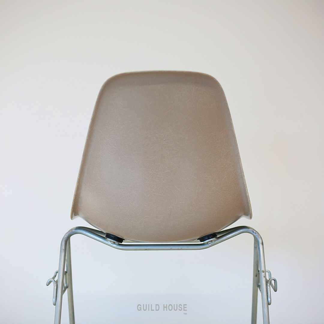 [허먼밀러] Herman Miller Eames DSS Sidechair (Greige) : 길드하우스