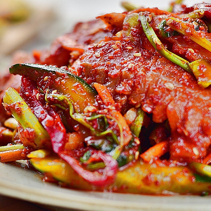 밥도둑 새콤달콤 미나리 오징어초무침 550g : 푸드잇템