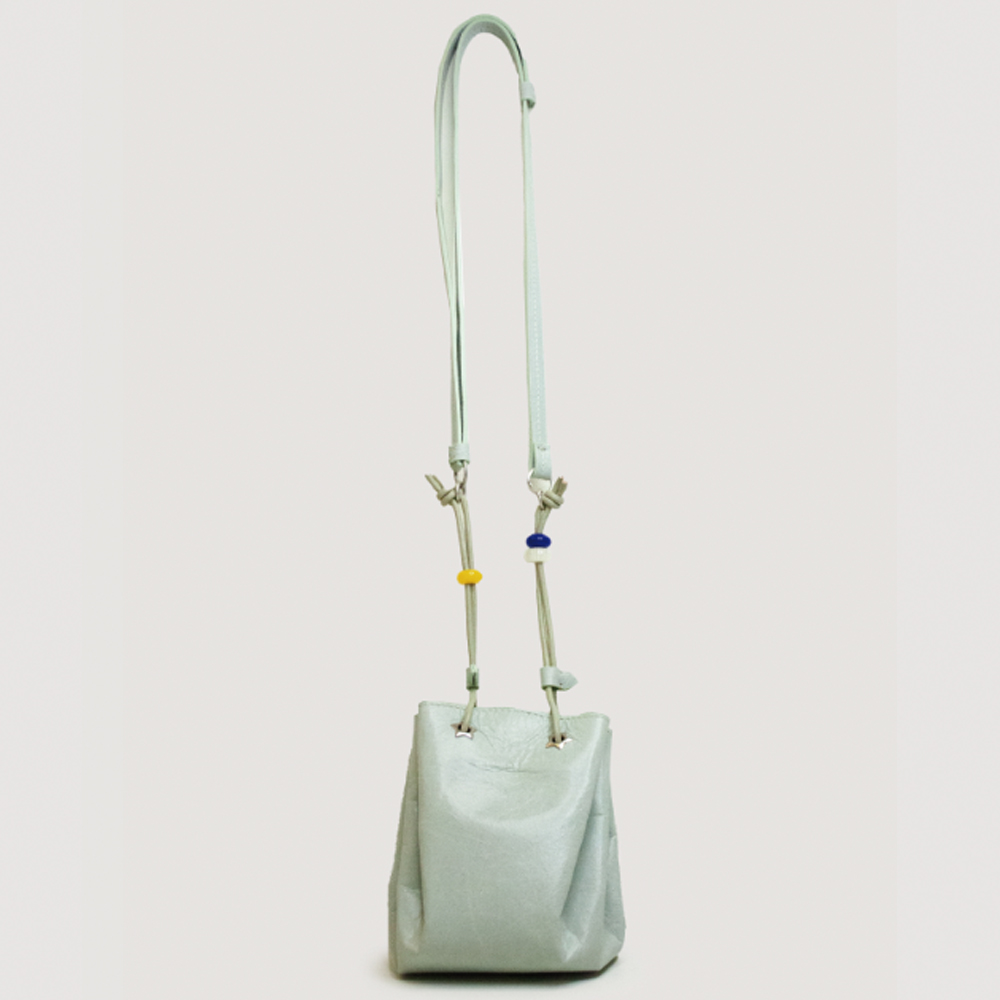 아콜 AKOL STAR STUD LEATHER ACCORDION MINI BAG - MINT : althing