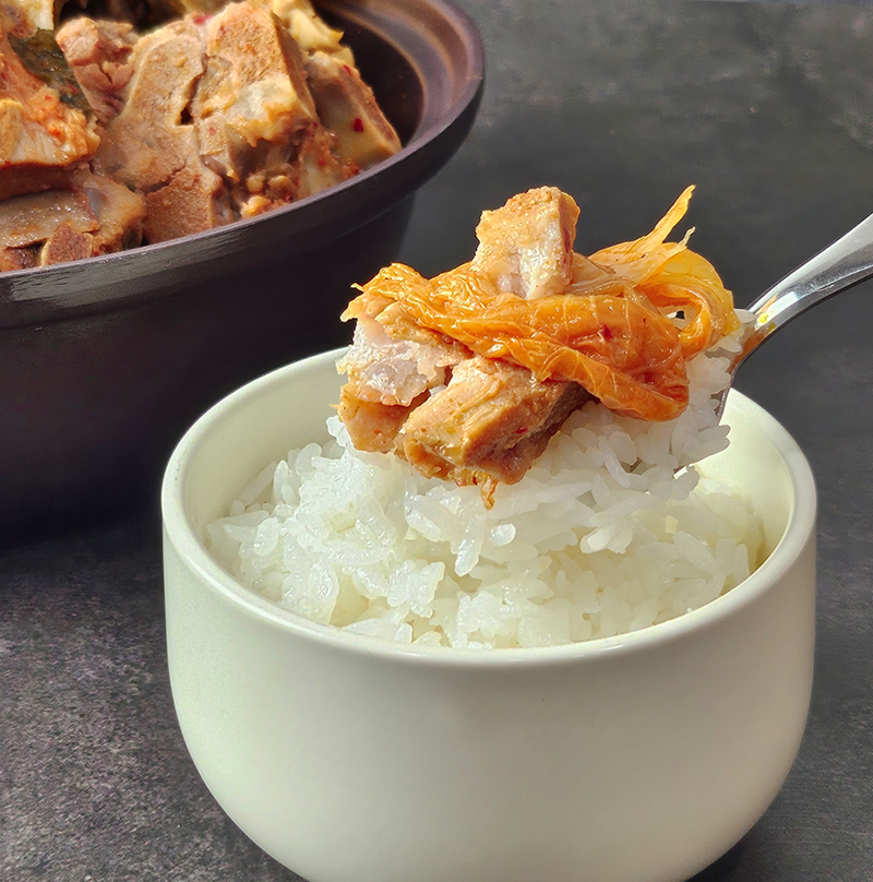 다이쓰 부산 맛집 20년 명인 통김치 김치찜 김치뼈찜 밥도둑 1.1kg 2인분양 : 다이쓰쇼핑
