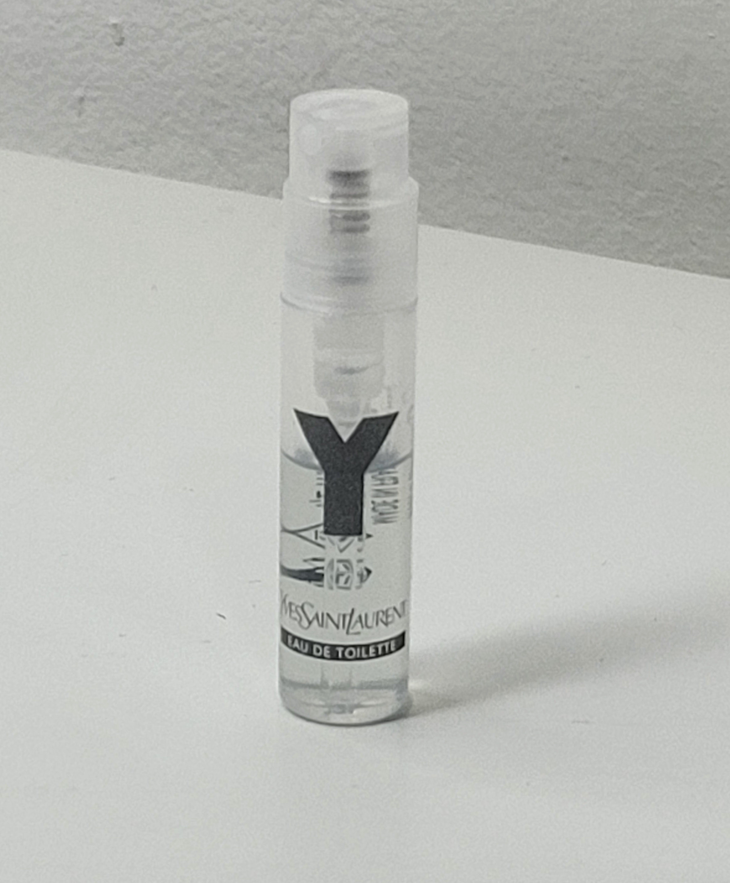 입생로랑 Y 오드뚜왈렛 1.2ml    스프레이 : 뷰티뮤 인