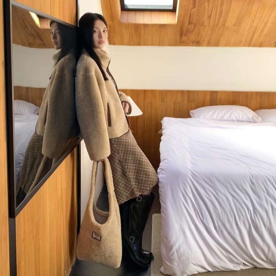 핫뷰핫 하이넥 소프트 양털 뽀글이 플리스 후리스 세미크롭 자켓 : 초록옷걸이