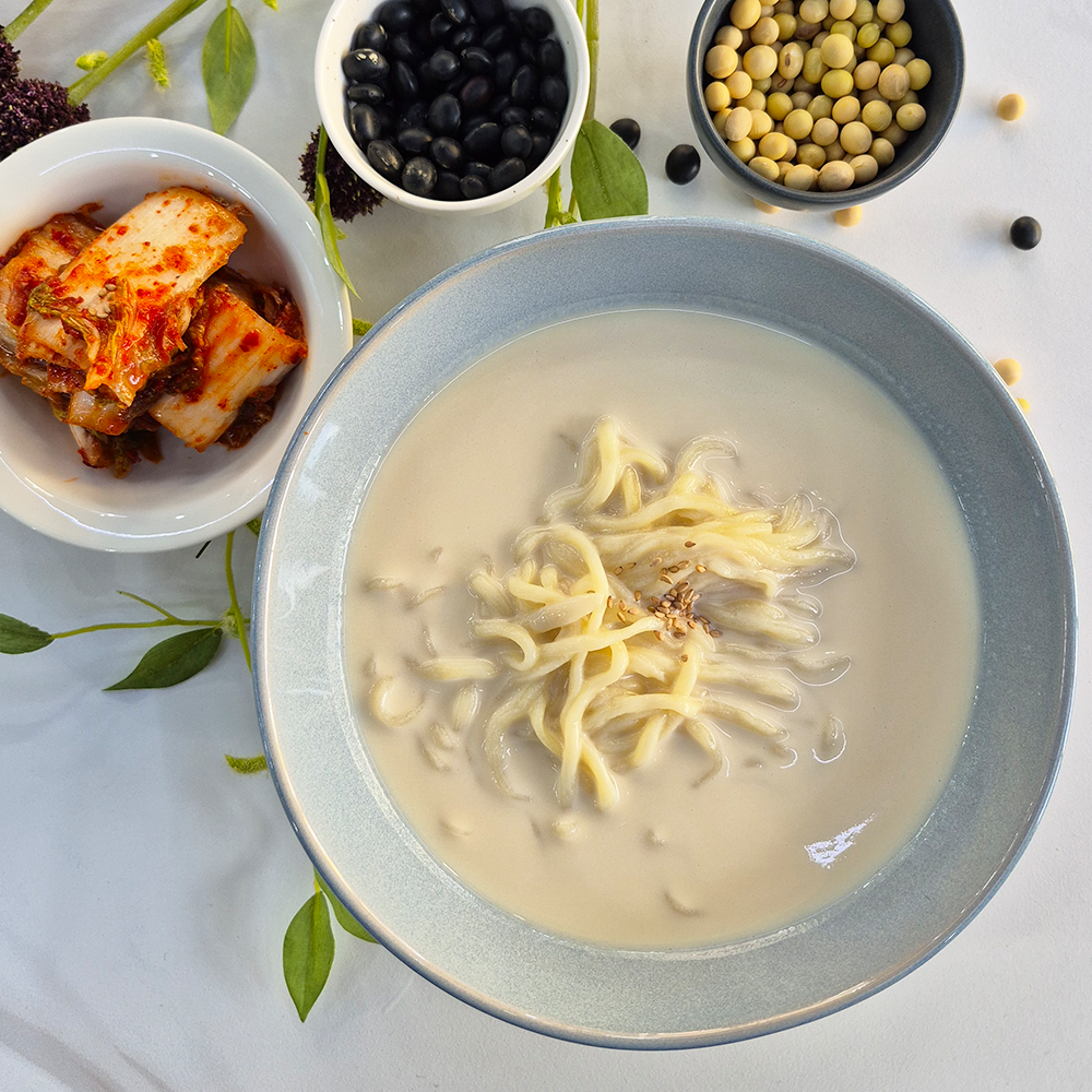 고참밀가 하얀 콩국수 세트 (콩물+생면+겉절이+간수) : 고참밀가