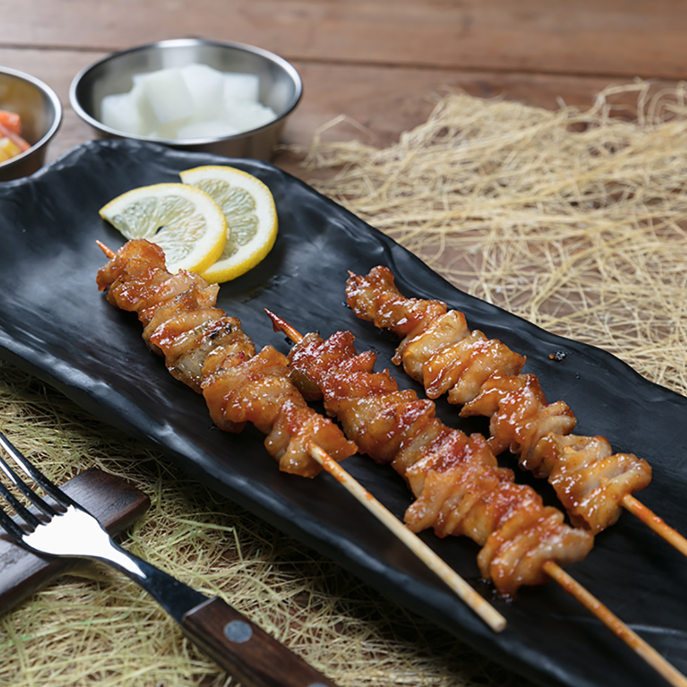 [꼬치마트] 닭껍질 꼬치 35g x 15개 1팩 공장직영 수제꼬치 캠핑 이자카야 업소용 : 꼬치마트