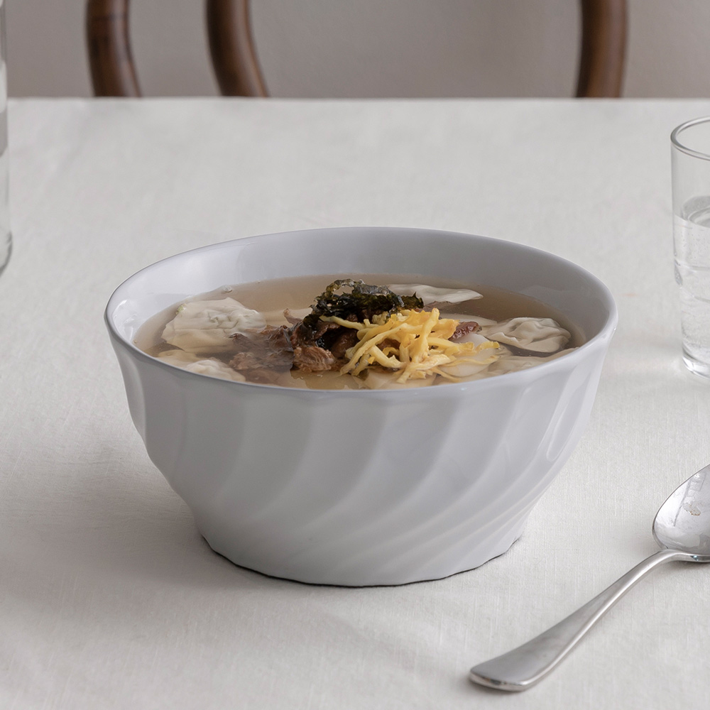 쓰임 블랑 면기 플리츠 웨이브 (2종 택 1) 2P/4P 빙수 냉면 라면 우동 그릇 : 쓰임 공식스토어