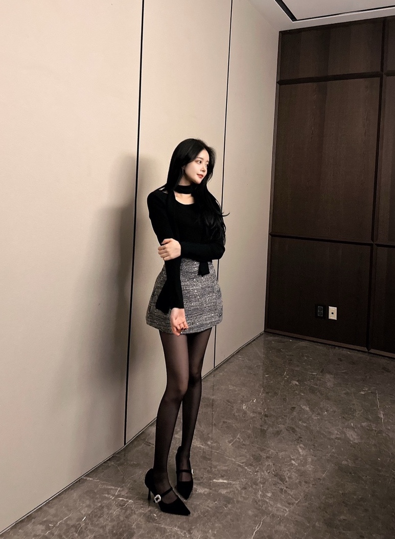 뉴퀸 스팽글 스커트 (수입) : DE MERRY