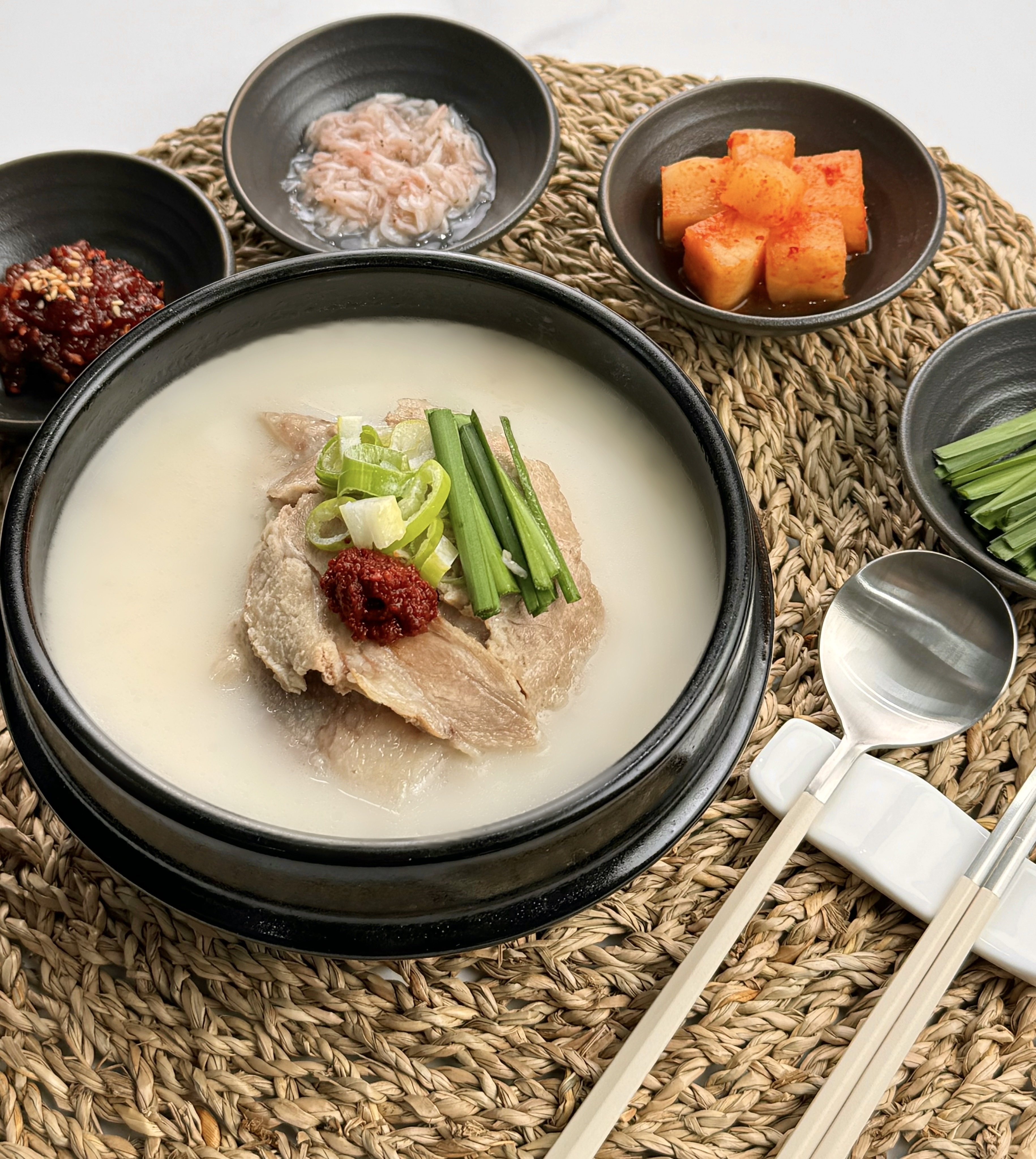 한끼 돼지국밥 국물진한 부산 전통 돼지국밥 캠핑 음식 3개 : 한 끼