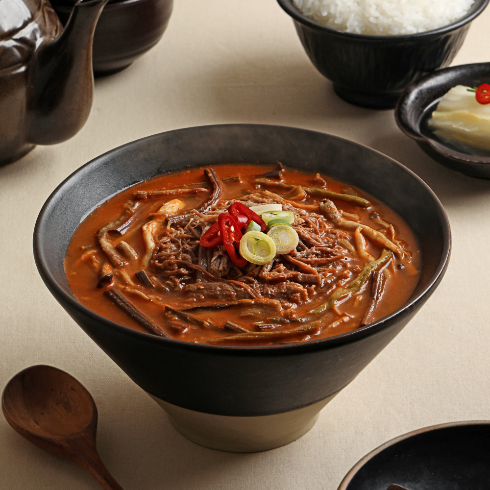 소노정 얼큰한 한우 전통 육개장 500g x 4팩 대파 고사리 소고기 육개장칼국수 : 순수사골