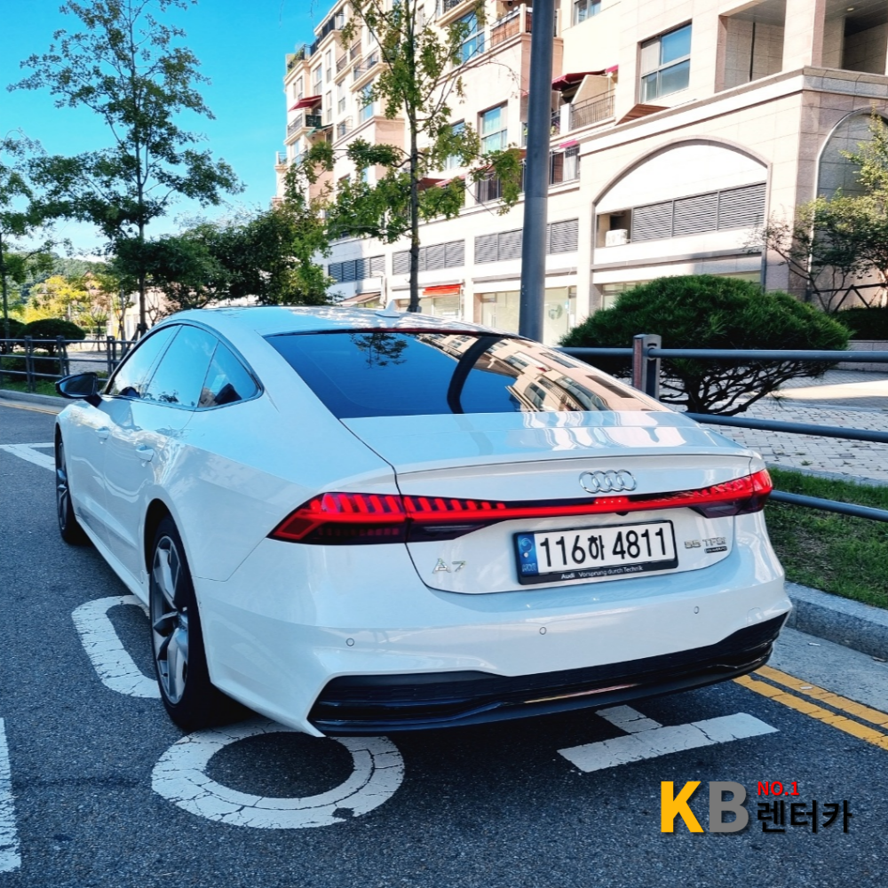 월렌트 한달 1개월 아우디 A7 55TFSI 콰트로 가솔린 22년식 종합보험 가입완료 : 케이비넘버원렌트카