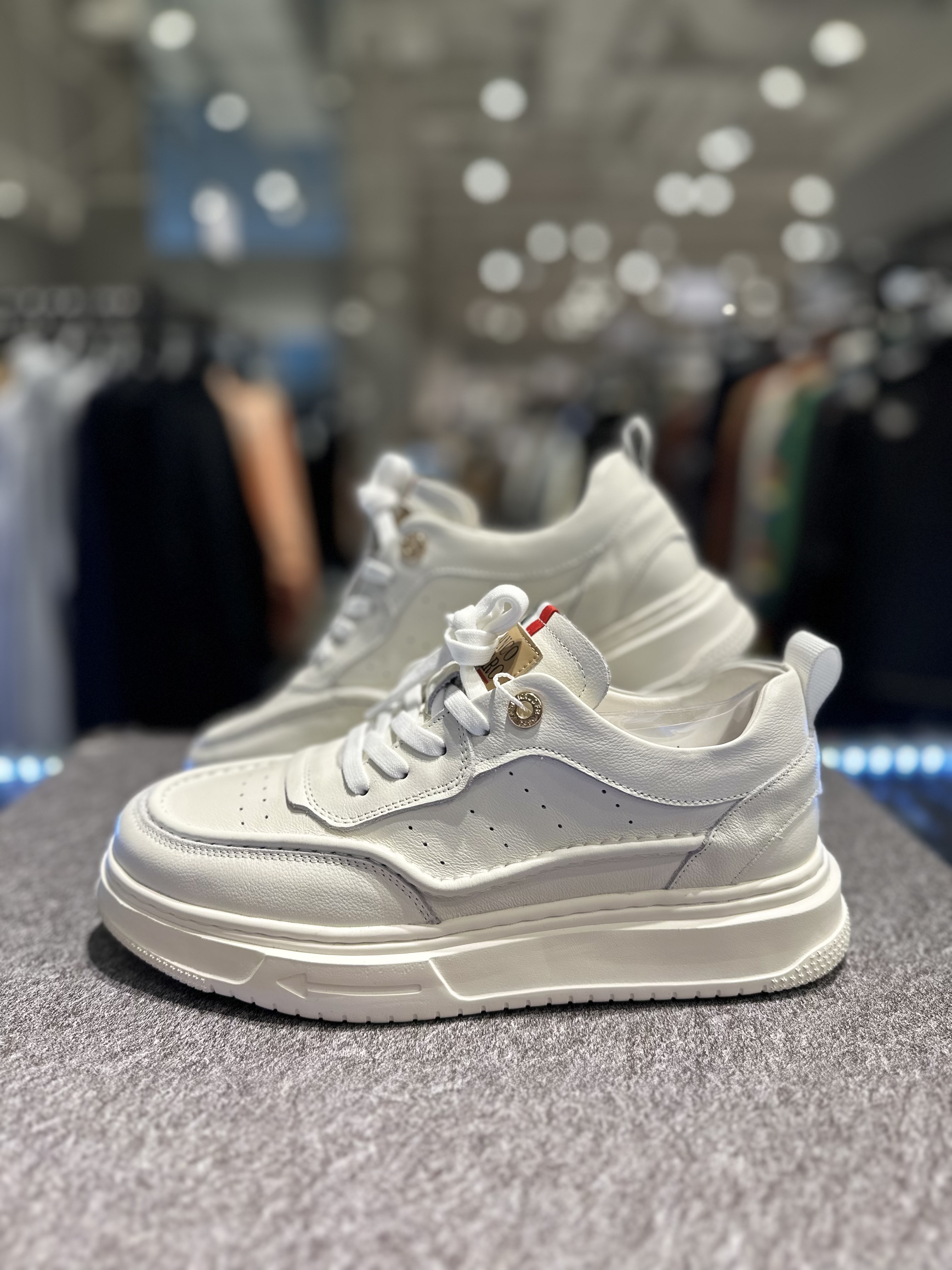 [L SQUARE] FRANCOFERRARO 프랑코페라로 코만도 스니커즈 WHITE FM2307 : 뉴코아 부천점 L스퀘어