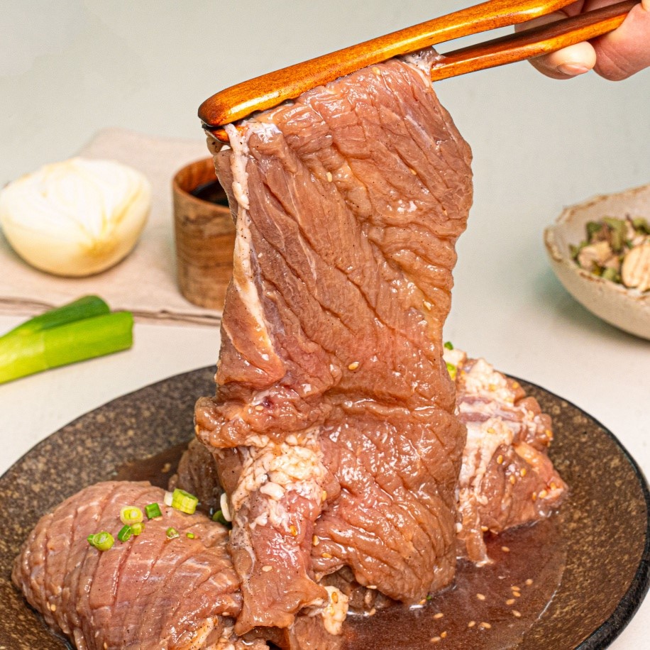 [땡이네행복포차] 한돈 돼지갈비 500g 1kg 황칠 수제 양념 국내산 캠핑 구이 : 땡이네 행복포차