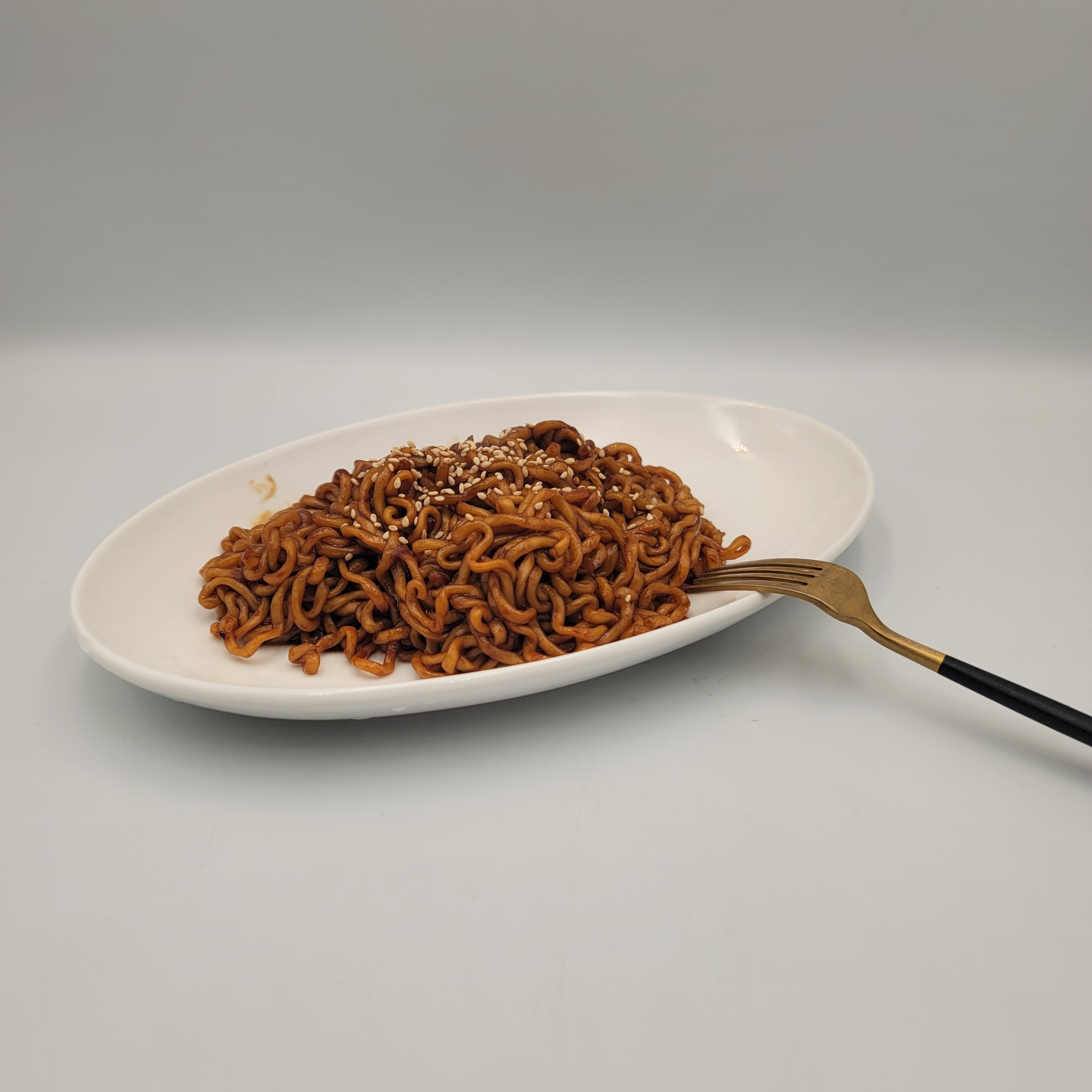 심플 타원접시 파스타 만두 카페 영업용 떡볶이 카레 제육 오발 접시 그릇 국내산 도자기 : 리빙뱅크