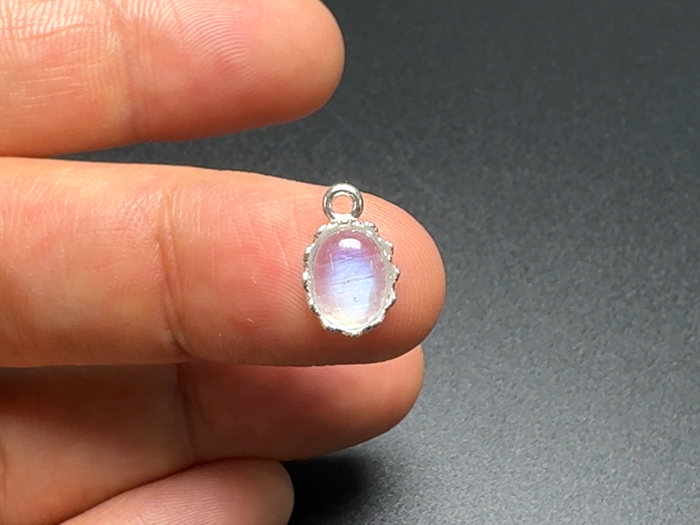 블루 문스톤 오벌 캐보션 6x8mm AA+ : 엔조이비즈
