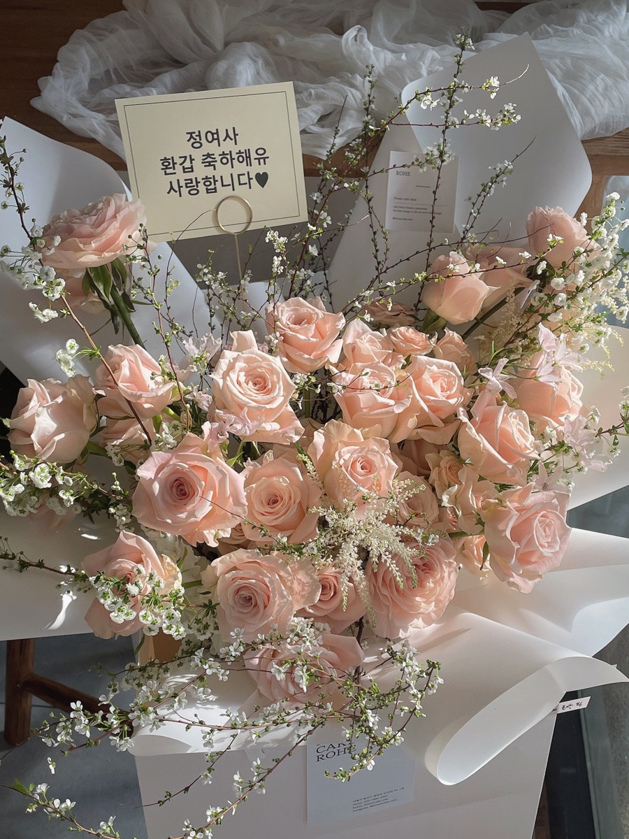 [꽃다발세트상품] 생화케이크 플라워 브라이덜샤워 티아라 용산 숙대 서울역 프로포즈 케이크 : 플라워케이크 로헤