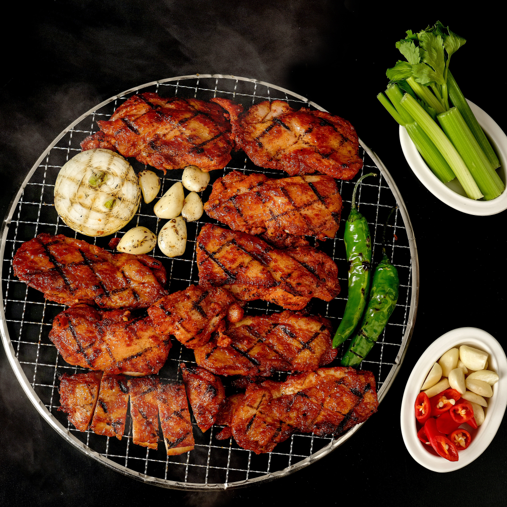 춘전닭갈비 춘천 간장 양념 닭갈비 국내산 닭다리살 닭갈비밀키트 숯불 캠핑음식 1kg : 영희네식탁