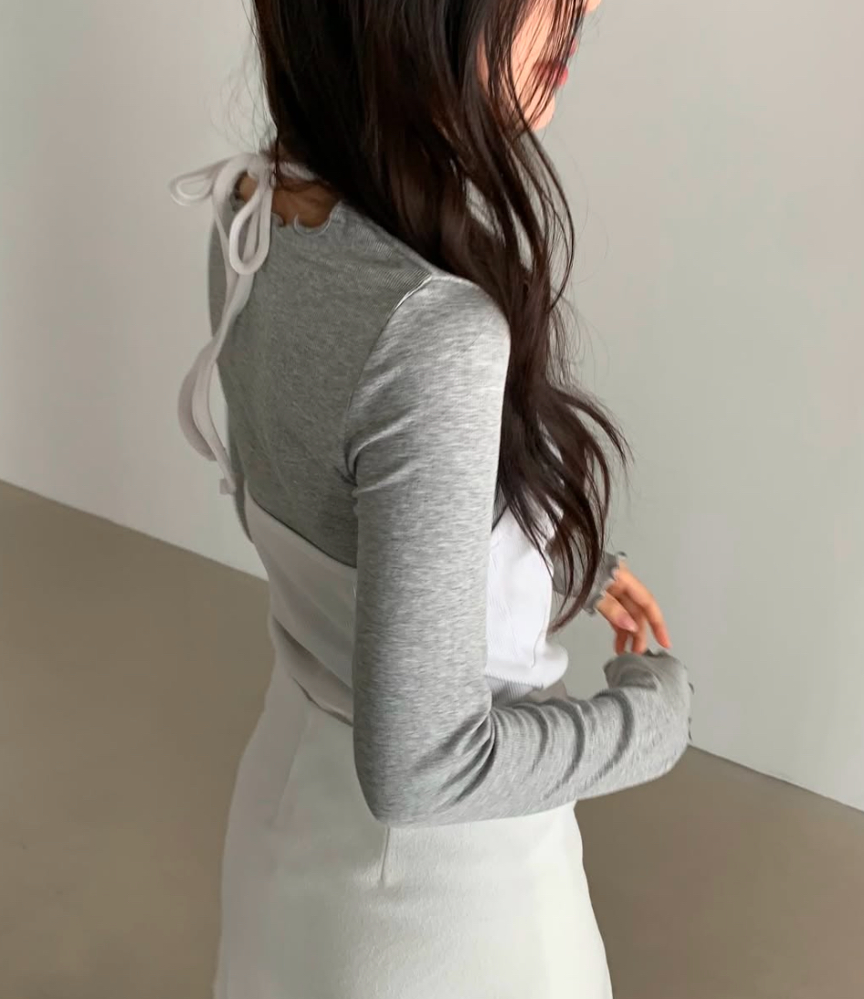 (신상) 홀터 셔링 탑 레이어드 나시 : 무드인모먼트