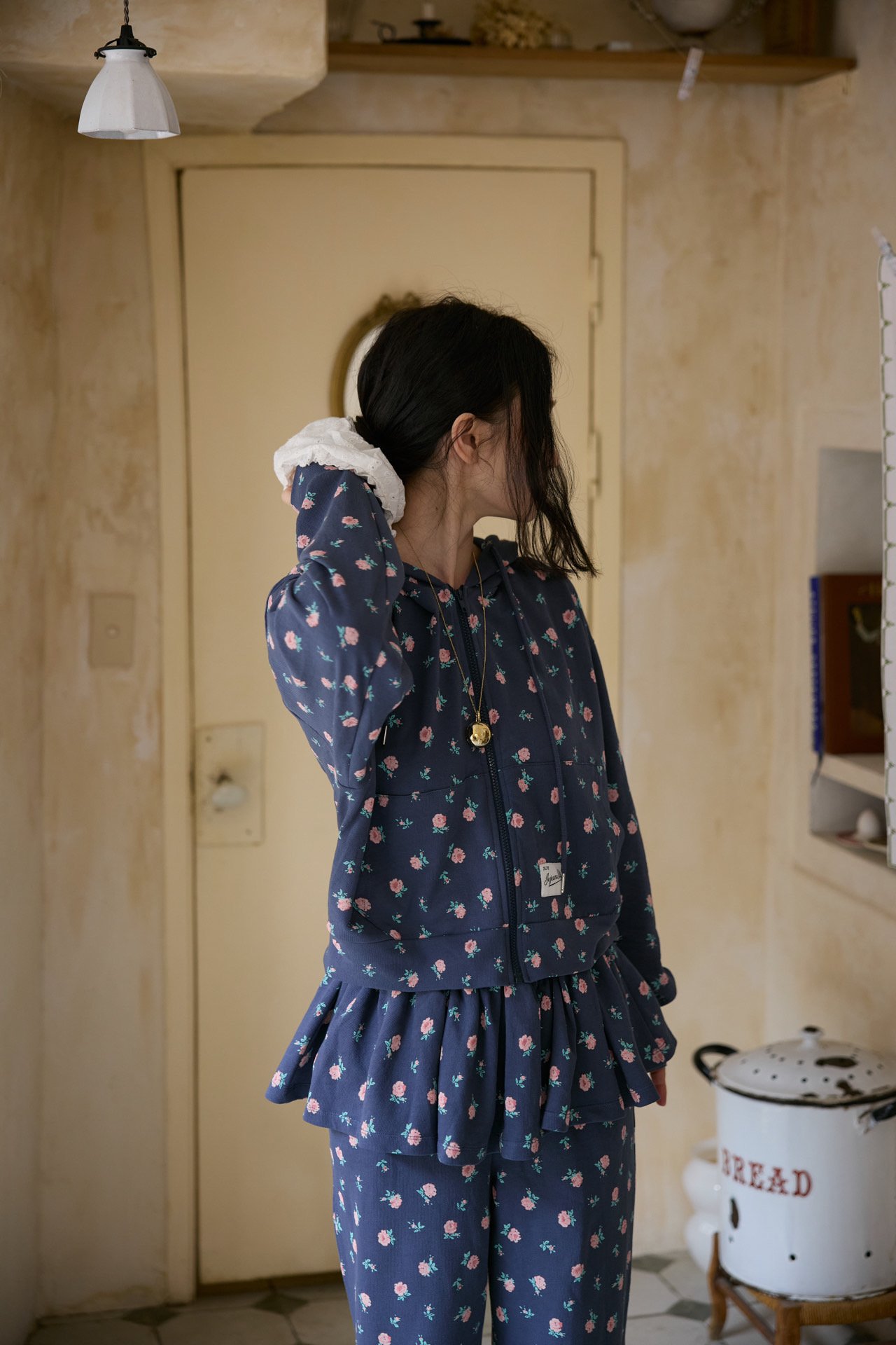 제제우노시티 어덜트 크로플후드집업 ADULT : 하코마켓