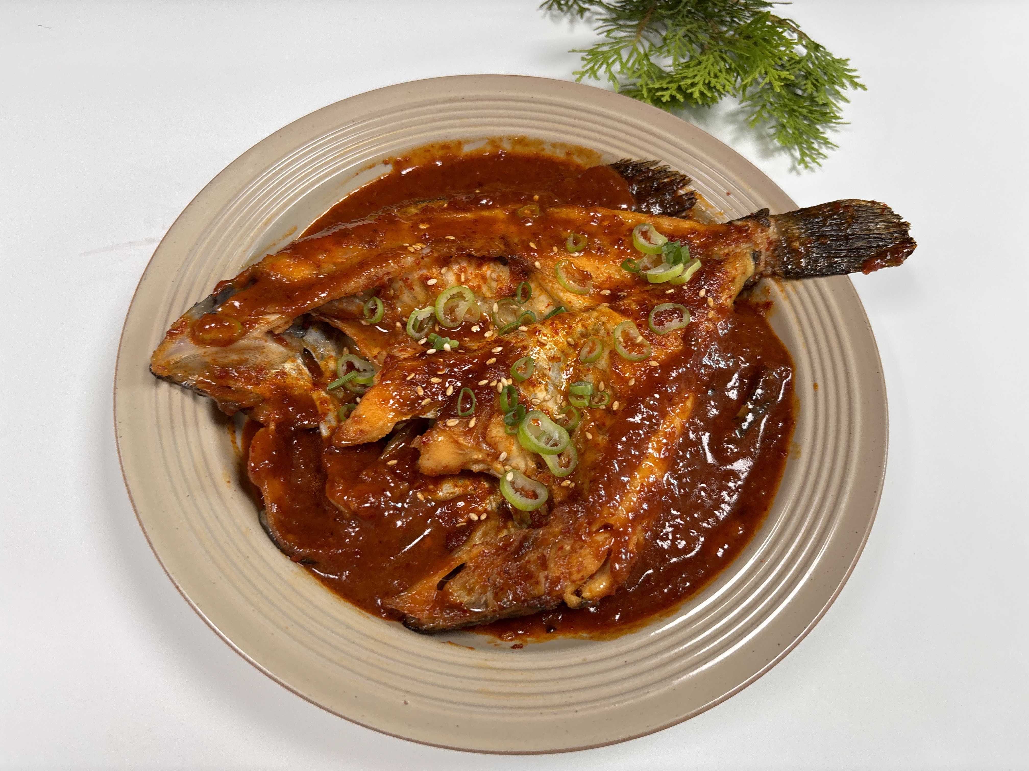 통영 반건조 우럭 4미 (1kg)내외 국내산 반건조 통우럭 구이 매운탕 조림 : 바다앤바다