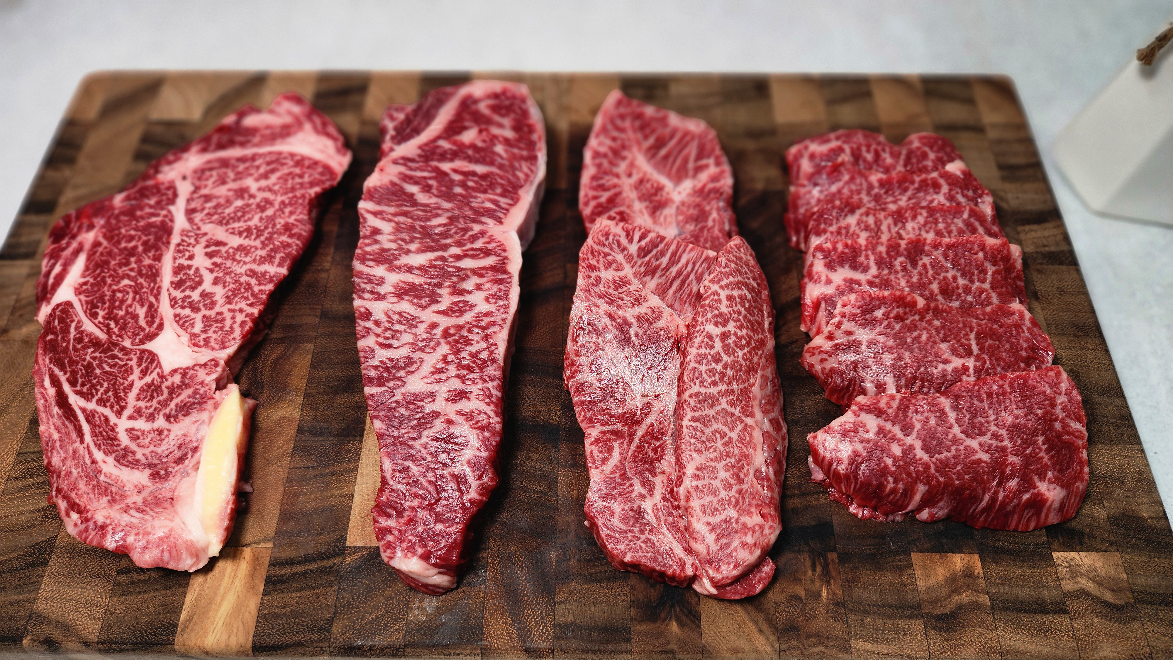 투뿔한우 마장동 추석 설날 명절 선물세트 1kg 구성 4가지 혼합부위 : 더누렁소