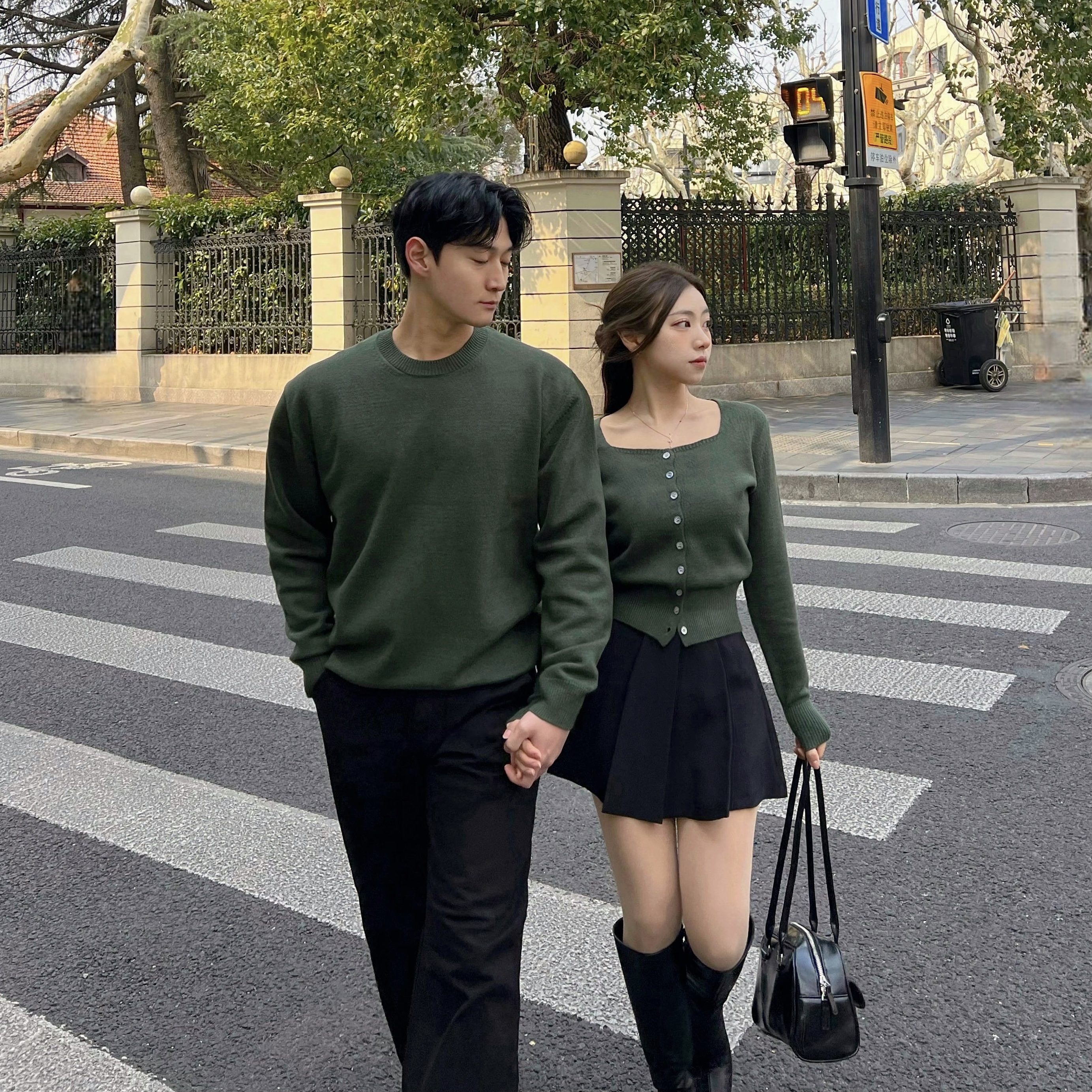 [올오브유] 올데이 스퀘어 가디건 & 라운드 니트 커플시밀러룩 : 올 오브 유