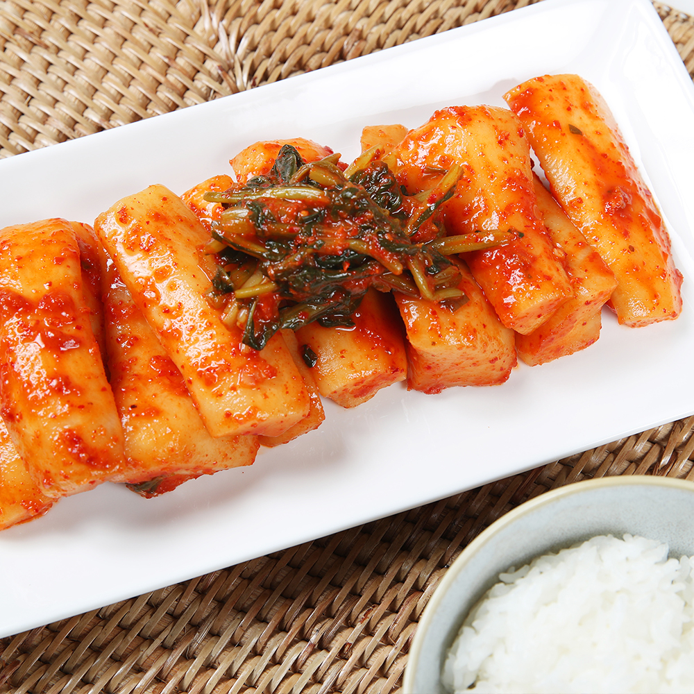 순자엄마 국산 100% 총각김치 알타리 무 총각 김치 2kg : 순자엄마 스토어