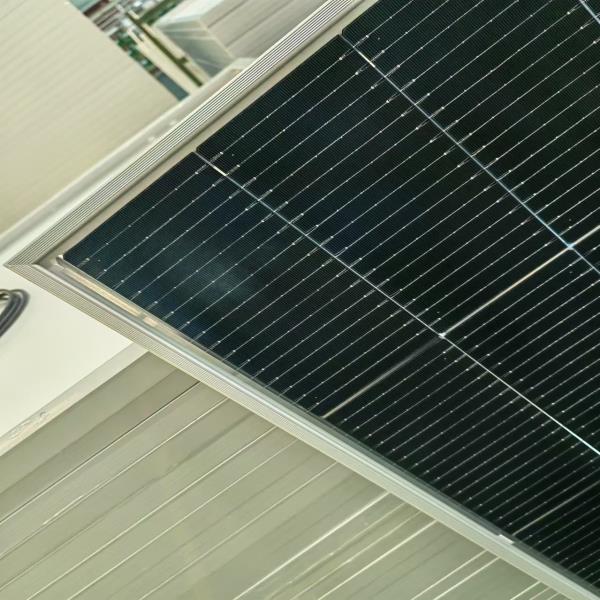 Bifacial 강화 유리 태양 전지 패널, 700 W 와트 MBB 시스템, 홈 키트 오프 그리드 충전기, 캠핑 캐러밴 RV : 왠즈데이마켓