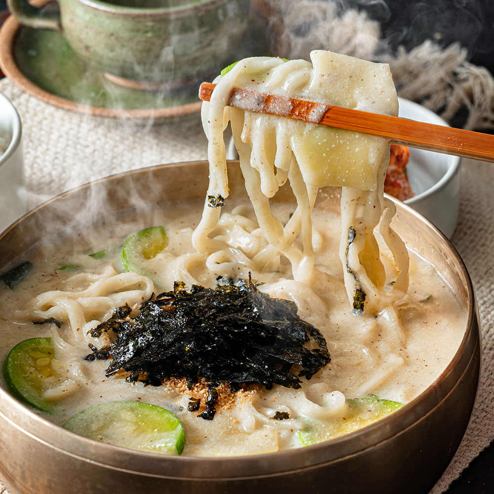 2배 더 고소한 들깨 칼국수 감자 수제비 칼제비 캠핑음식 : 백년밥상