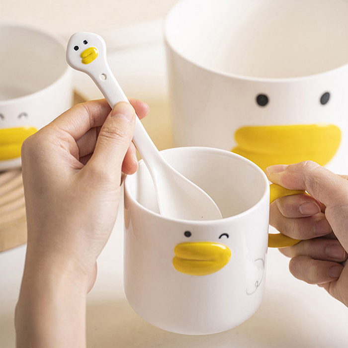 귀여운 오리 디자인 머그컵 머그잔 스푼 이사 자취 집들이선물 1P 세트 [Cute Duck Character Mug Teaspoon Gift 1P Set] : 리틀코숑