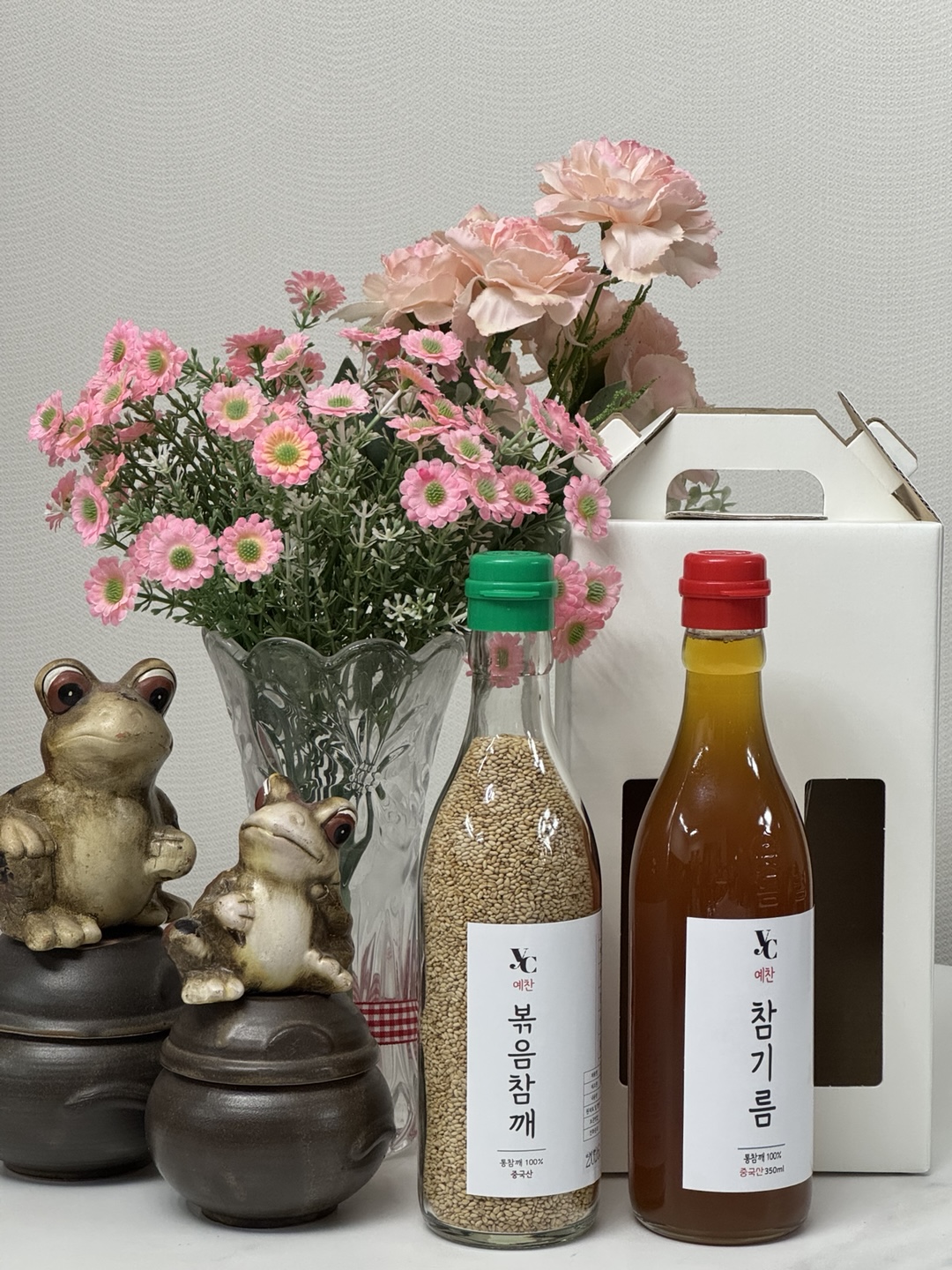 [2구]  ( 350ml 중국산 ) 참기름+ 볶음참깨 (선물케이스 포함) : 예찬참기름