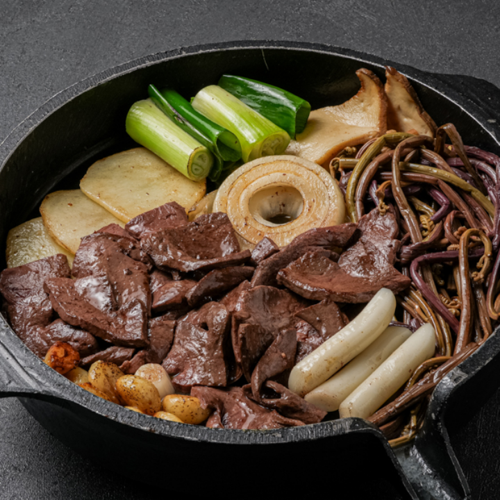 안동한우곱창 국내산 소곱창 한우대창 곱창 막창 염통 160g 소스포함 캠핑음식 밀키트 : 안동곱창 안동한우곱창