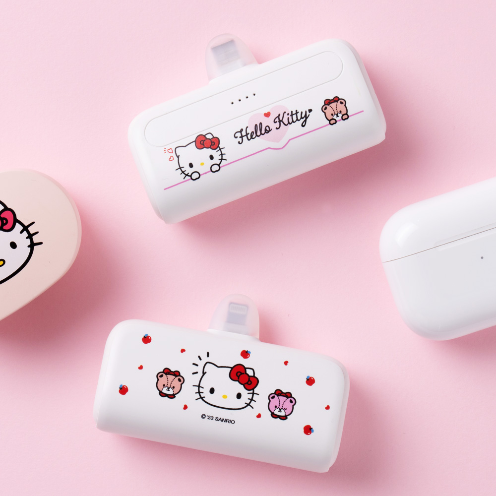 산리오 도킹형 보조배터리 5,000mAH 큐트 헬로키티 : 오피스웨어
