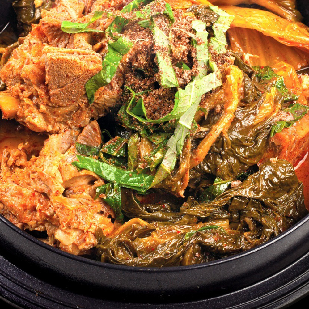 전통 가마솥 우거지 뼈해장국 2kg 목뼈 감자탕 간편조리 밀키트 : 좋.은.사.람.들